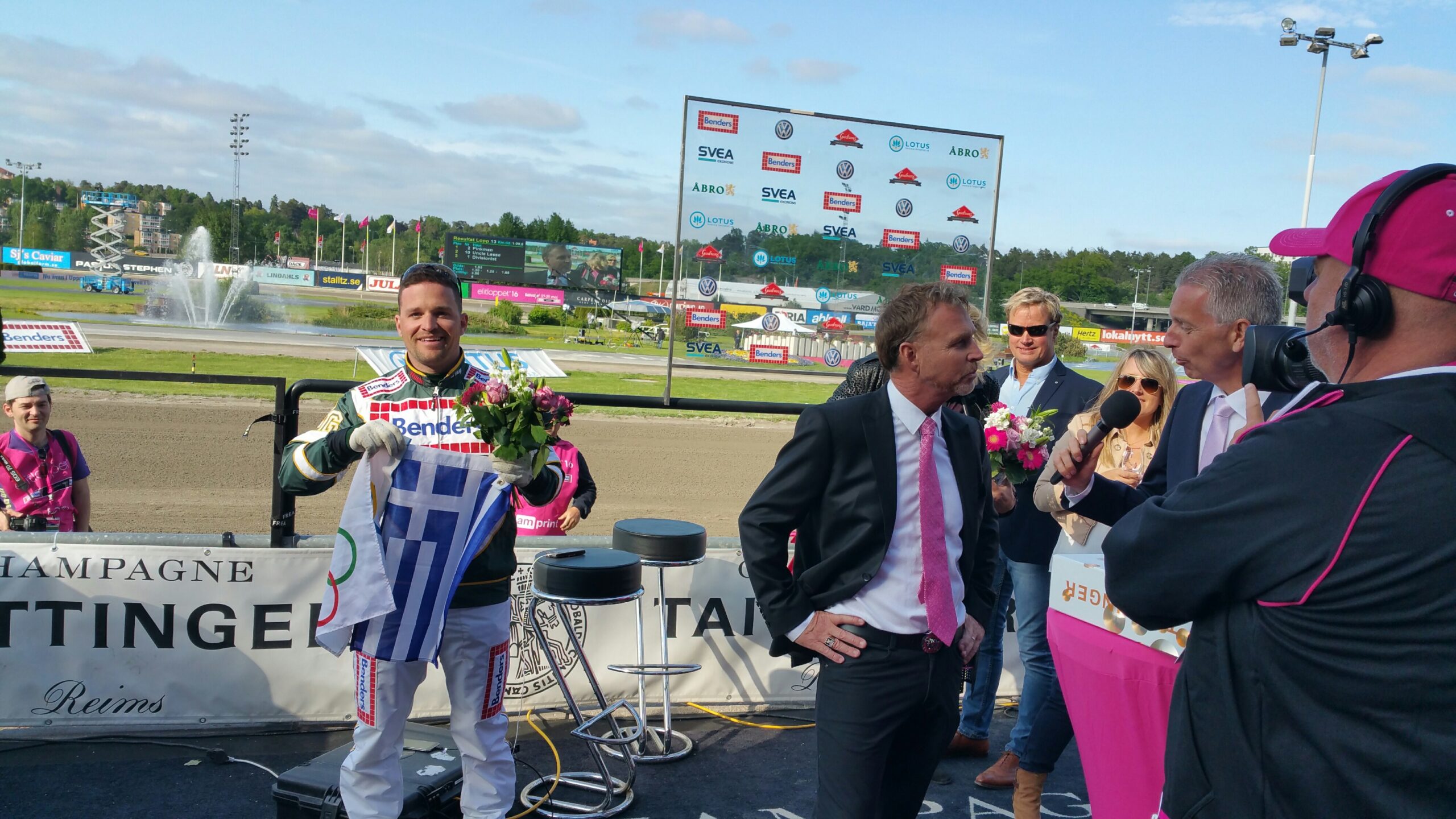 harness link feature image from WCRF at Solvalla & Mohawk for "Road To Rio"